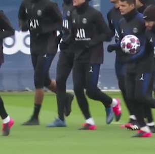 Neymar esbanja habilidade em treino do PSG