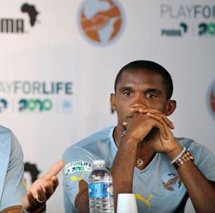 Drogba e Eto'o se revoltam com médicos e ideia de testes na África: "não somos cobaias"