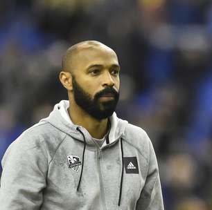 Thierry Henry: "Era mais fácil jogar no Arsenal do que no Barcelona"