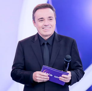 Ator de 'Totalmente Demais' será Gugu em série sobre Silvio