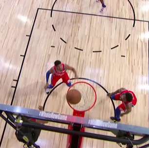 La autocanasta con la cara de Tobias Harris