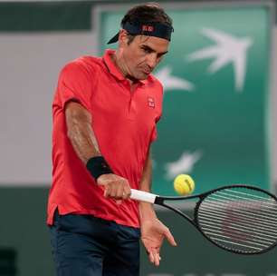 Federer anuncia nova cirurgia no joelho e desiste de US Open
