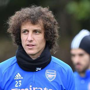 David Luiz diz ter recebido propostas: "Não tocaram coração"