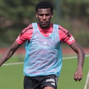 Arboleda é liberado para seleção acompanhar tratamento