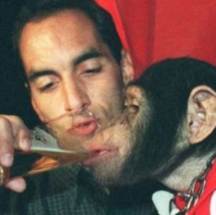 Edmundo revive polêmica de cerveja e macaco: "Me ferrei"
