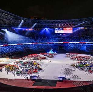 Cerimônia de encerramento dos Jogos Paralímpicos tem apelo de brasileiro por 'futuro inclusivo'