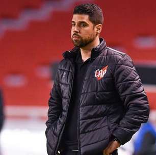 Técnico português António Oliveira deixa o Athletico
