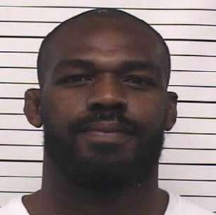 Astro do MMA, Jon Jones é preso mais uma vez nos EUA