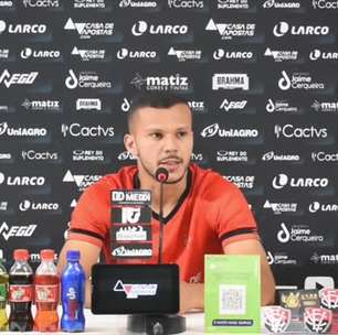 VITÓRIA: Thalysson Kelvin mira jogo contra o Avaí e ressalta fé para reta final da competição: "Vamos encarar como o jogo da nossa vida"