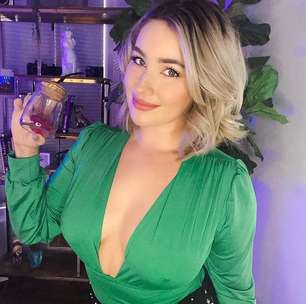 Influenciadora vende 'puns' engarrafados por R$ 5,6 mil