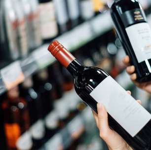 Duas taças de vinho podem atingir limite diário de açúcar, diz pesquisa