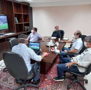 Em reunião com a FERJ, Vasco questiona arbitragem do jogo contra o Flamengo