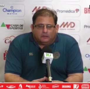 BAHIA: Guto Ferreira lamenta a não classificação para a segunda fase do campeonato Baiano: "Tivemos uma reação tardia"