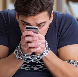 Brasileiros passam 41 anos de suas vidas online