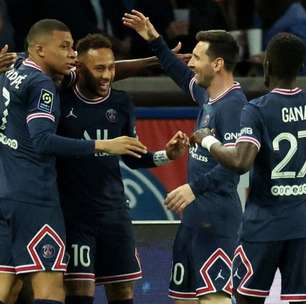 Neymar e Mbappé marcam, PSG vence clássico com o Olympique de Marseille e fica mais perto do título francês