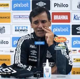 SANTOS: Fabián Bustos define primeiro tempo da equipe como 'desastroso' e critica arbitragem por não marcar pênalti logo após gol do Coritiba: "Mais claro que qualquer jogada"