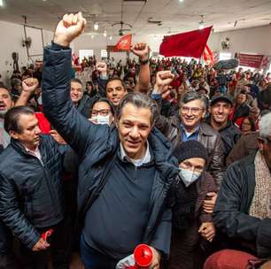 Haddad lidera com folga a disputa pelo governo de SP