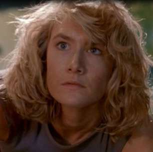 Estrela de Jurassic Park, Laura Dern chama de "inapropriada" diferença de idade entre ela e outro ator