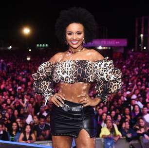 Ex-BBB Natália esbanja beleza e samba muito em show de Belo