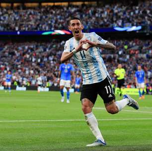 Di María marca, Argentina domina Itália e leva troféu da Finalíssima