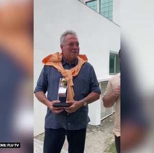 FLUMINENSE: Ídolo! Abel Braga é homenageado com nome de segundo campo no centro de treinamento do clube e se emociona