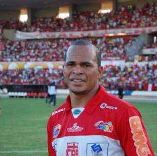 Aloísio Chulapa relembra episódio com Ronaldo Fenômeno em Paris: 'Tomamos 13 garrafas de champanhe'