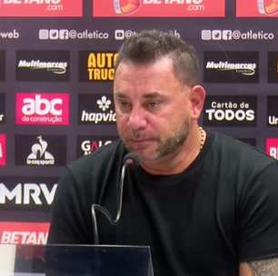 ATLÉTICO-MG: Mohamed não vê tempo para solucionar problemas defensivos e reconhece: "São coisas que podem passar, mas não podemos fazer um jogo tão ruim"