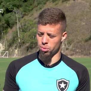 BOTAFOGO: Lucas Fernandes naturaliza fala polêmica de Luis Castro sobre o gramado do CT: "Críticas construtivas são válidas"