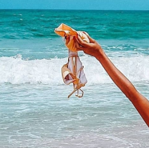 Naturismo no Brasil? Conheça 8 praias de nudismo no País