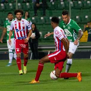 Na Arena Condá, Chape vence o Náutico e garante permanência na Série B