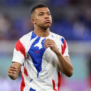 França e Inglaterra colocam favoritismo à prova no domingo de Copa; veja os jogos