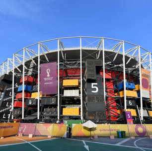 Seleção vai jogar em estádio construído com 974 contêineres no Catar