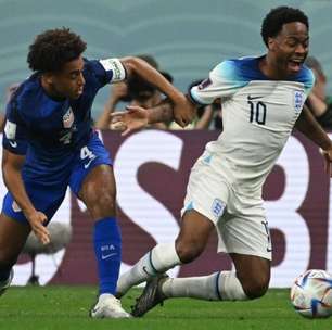 Sterling fica fora de jogo decisivo da Inglaterra por conta de problema familiar