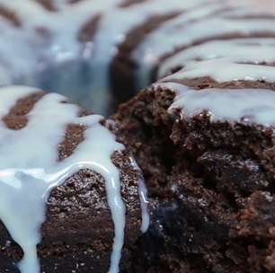 Bolo Coca-Cola®: receita fácil com apenas 2 ingredientes!