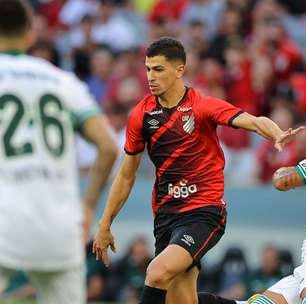 Com briga entre jogadores no fim, Athletico-PR e Coritiba empatam no Campeonato Paranaense