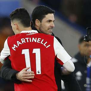 Com gol de Martinelli, Arsenal bate Leicester pelo Campeonato Inglês