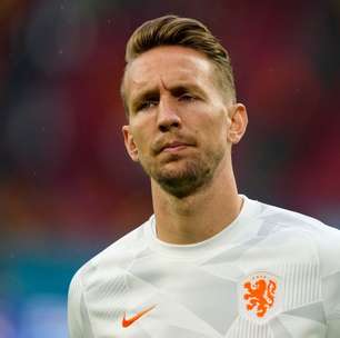 Luuk de Jong, atacante da Holanda, anuncia aposentadoria da seleção aos 32 anos