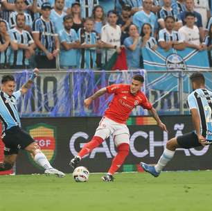 Grêmio derrota Internacional com gol no apagar das luzes pelo Campeonato Gaúcho