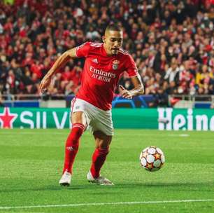 Aniversário e vitória: Gilberto celebra classificação do Benfica para as quartas da Liga dos Campeões