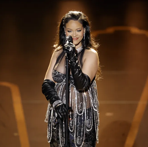 Oscar 2023: Rihanna impressiona com apresentação marcante