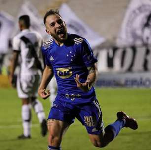Cruzeiro renovou empréstimo de Bruno José ao Guarani para ter o zagueiro Luciano Castán