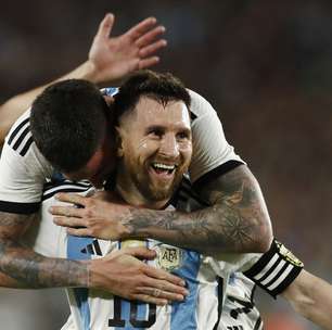Messi marca o 800° gol na carreira, e Argentina vence Panamá no primeiro jogo após a Copa
