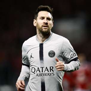 Técnico anuncia saída de Lionel Messi do PSG
