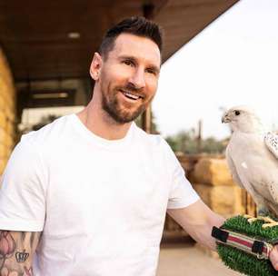 Messi falta a treino do PSG nesta quarta e se diverte na Arábia Saudita; veja fotos do jogador