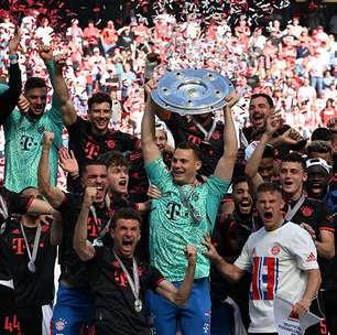 Bayern de Munique vence Colônia, conta com tropeço do Borussia e conquista a Bundesliga pela 11ª vez seguida graças ao saldo de gols