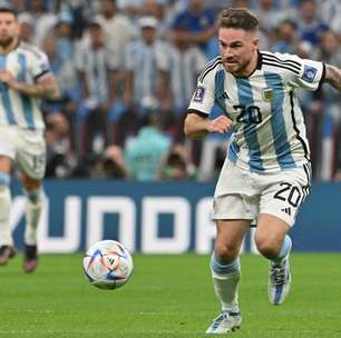 Destaque da Argentina na Copa do Mundo aceita proposta do Liverpool, afirma ex-jogador