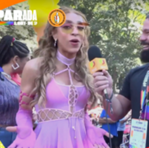 'Estar aqui é lembrar que estamos celebrando, mas também estamos lutando', afirma Erika Hilton
