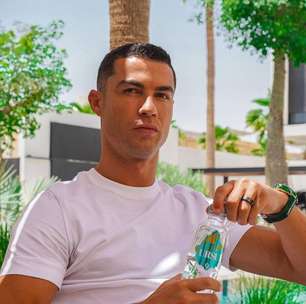 Cristiano Ronaldo se torna embaixador e investidor de marca de água alcalina: 'Meu sonho de vida'