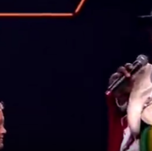 Filho de Neymar rouba a cena ao traduzir discurso de Jimmy Butler