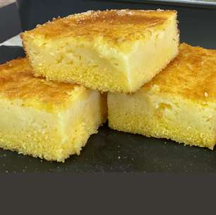 Bolo de fubá cremoso, o "brownie da roça", sem trigo